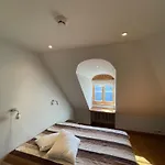Old Town Luxury Loft With Sauna Appartamento Kuressaare