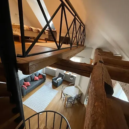 Old Town Luxury Loft With Sauna Apartmán Kuressaare